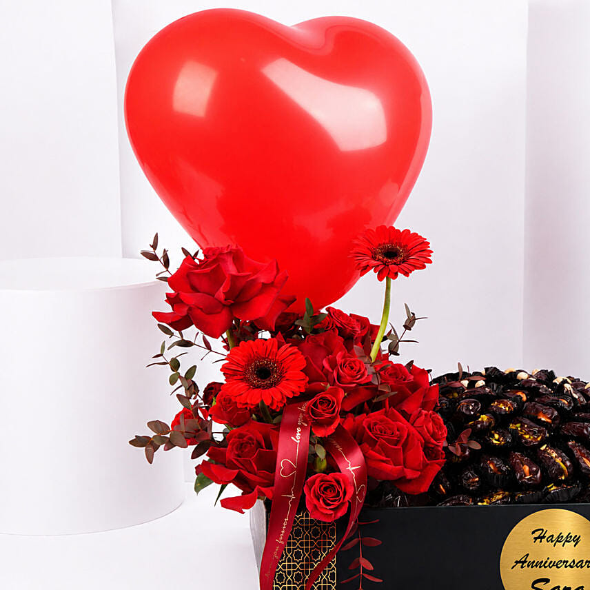 Personalised Red Roses And Dates Box