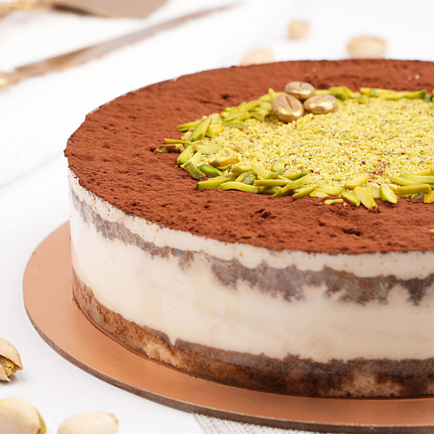 Pistachio Tiramisu Cake