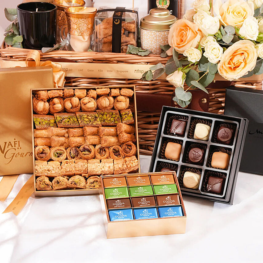 Premium Gift Basket For Eid