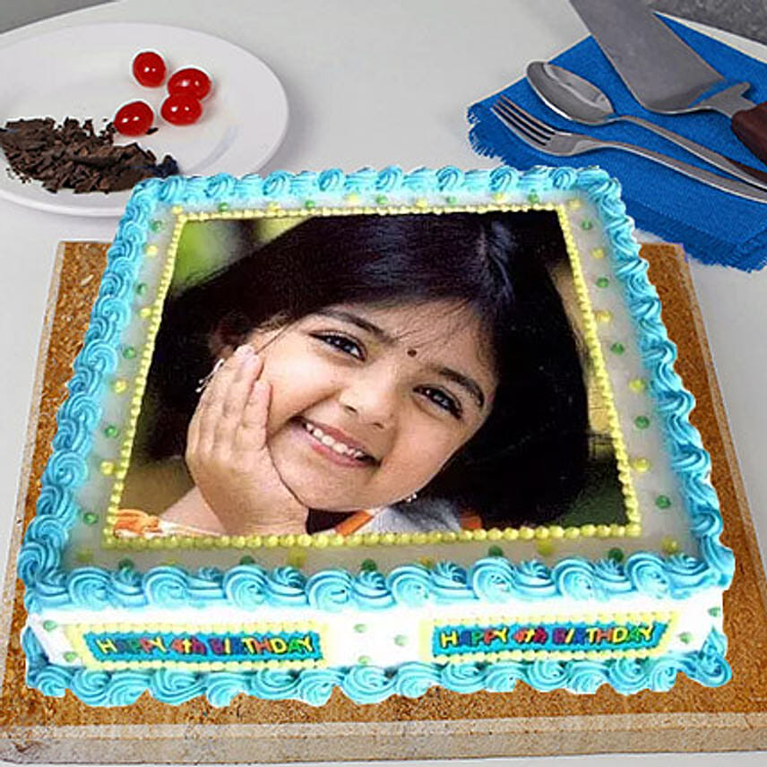 Radiant Photo Cake Eggless 2 Kg Vanilla Cake