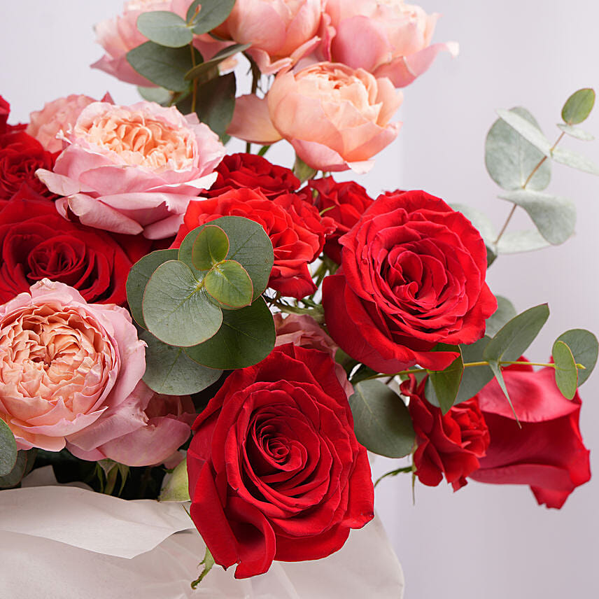 Red And Peach Roses In Heart Hat Box