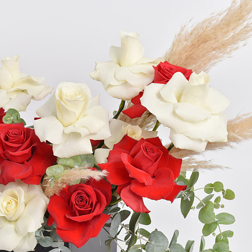 Red and White Roses Beauty Box