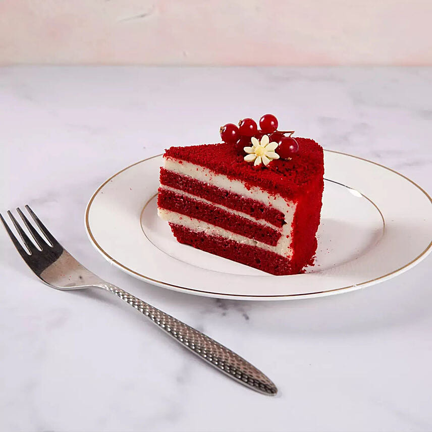 Red Velvet Cake 4 Portions