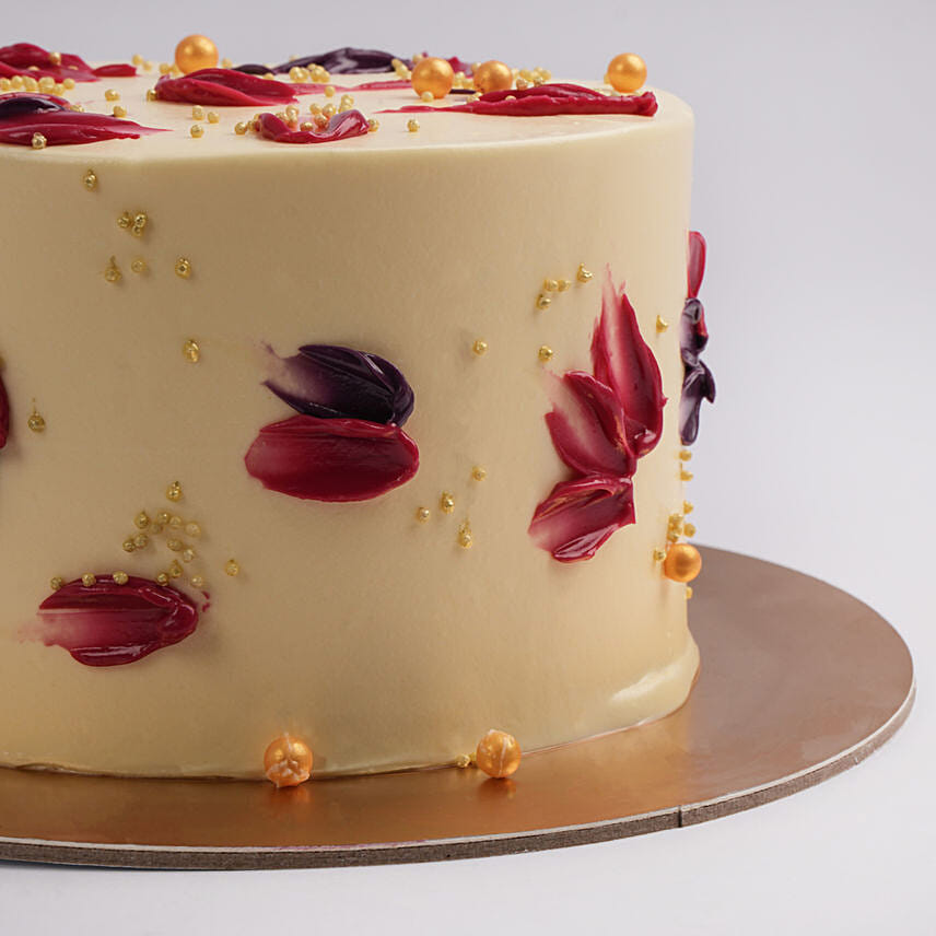 Rose Petal Redvelvet Delight Cake One Kg