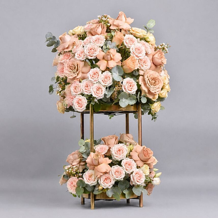 Roses Beauty Stand