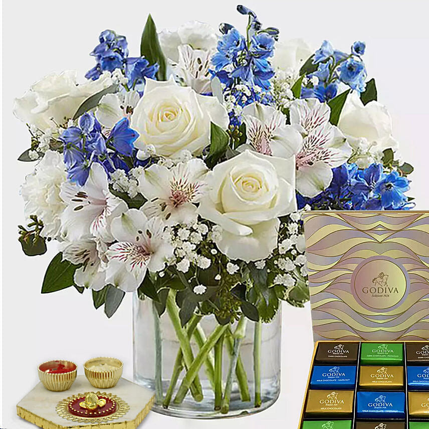 Royal Blooms With Rakhi Combo