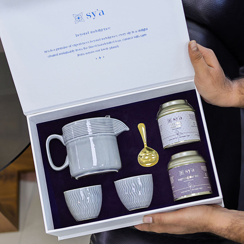 Royal Tea Set With Assorted Teas