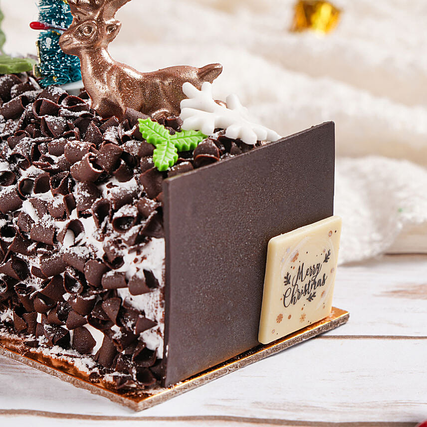 Santas Sweet Log Cake 8 Portion