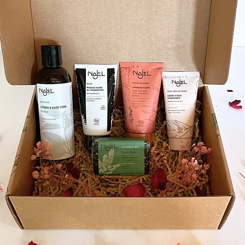 Essential Detox Skincare Gift Bundle