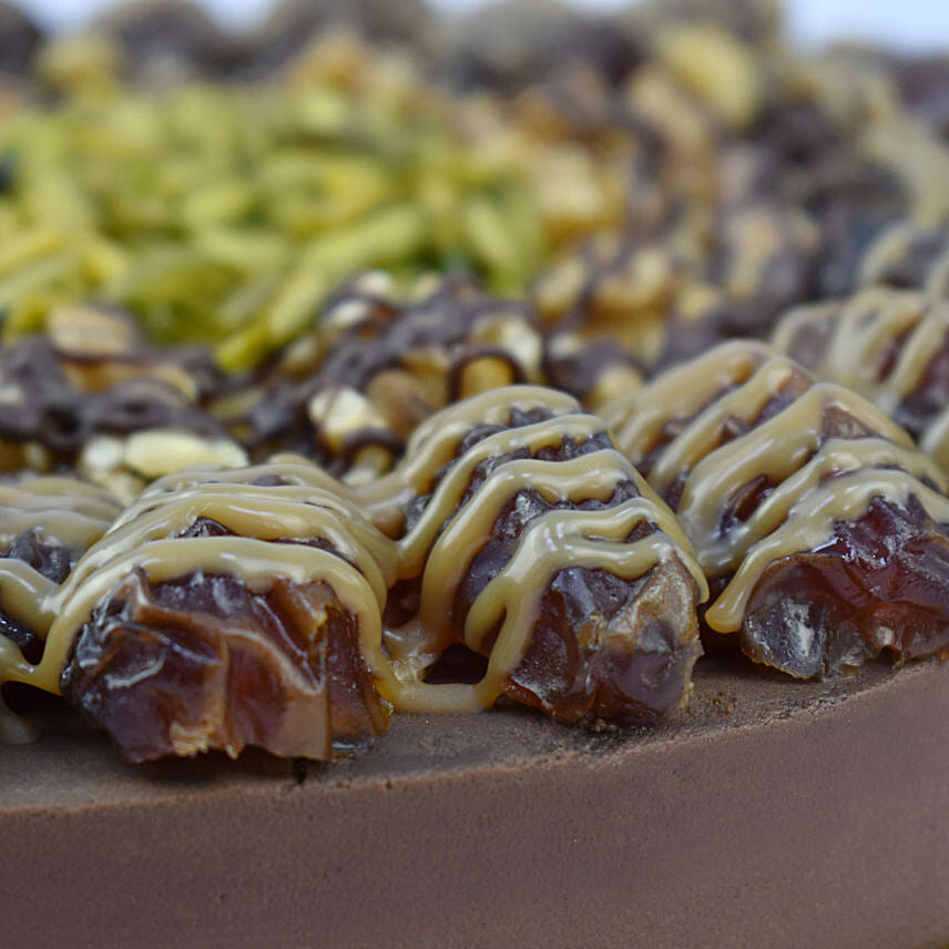 Srcumptious Dates Cake