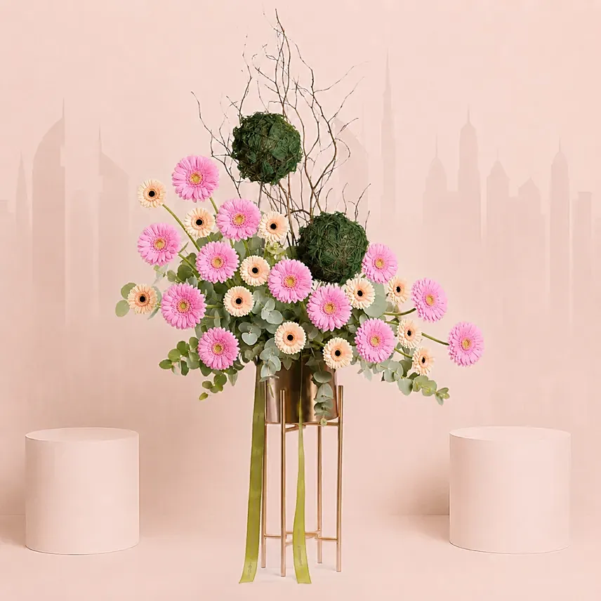 Majlis Luxe Dubai Flowers