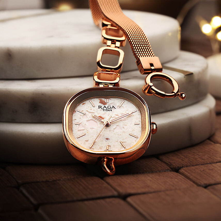 Titan Raga Delight Pink Dial Analog Watch for her - Paired with a Multicolor Flower Bouquet