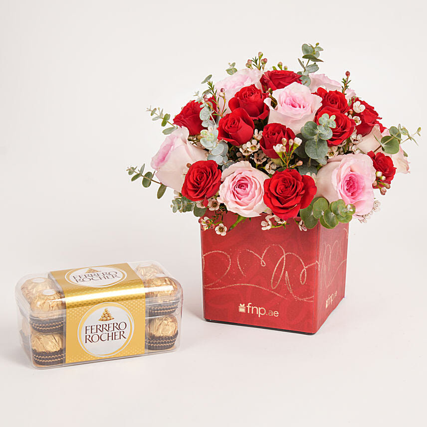 Valentines Special Red and Pink Rosesin Vase with Ferrero Rocher Chocolate