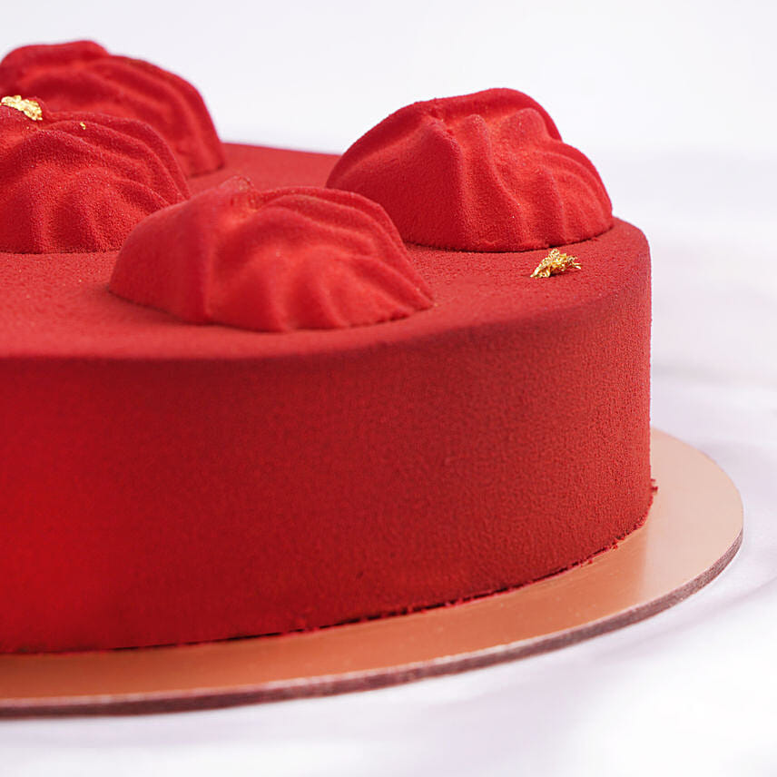 Valentines Velvet Roses Cake