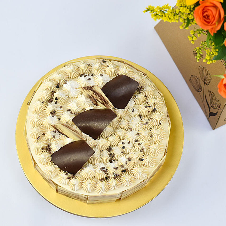Vegan Butterscotch Cake 8 Portions with Flowers