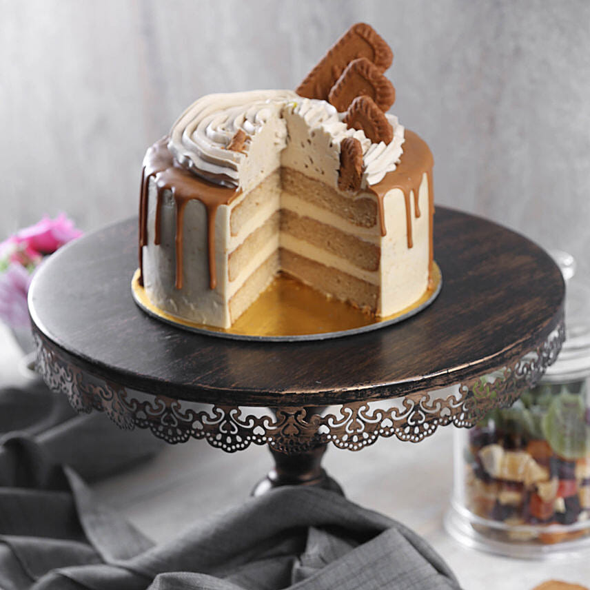 Vegan Lotus Biscoff Cake
