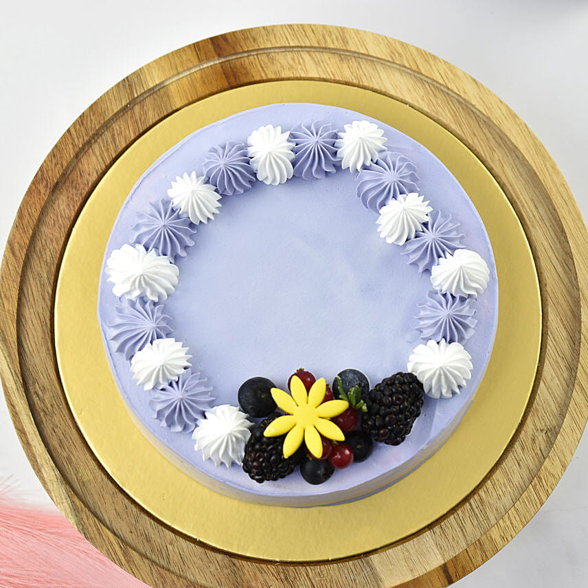 Vegan Vanilla Berry Cake