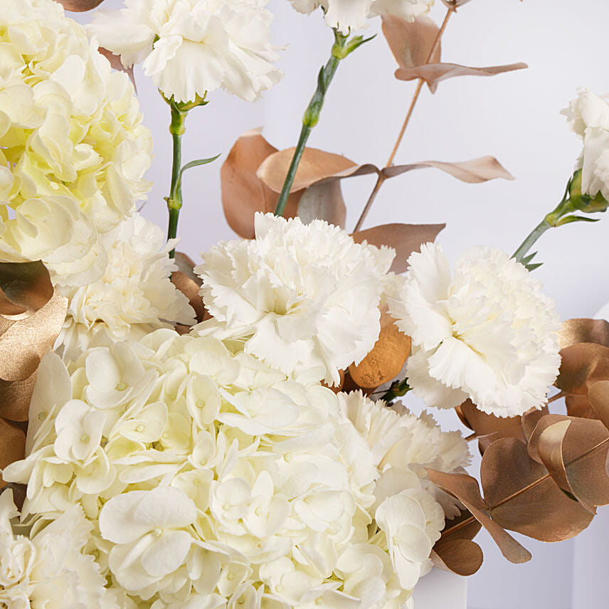 White Whisper Arrangement