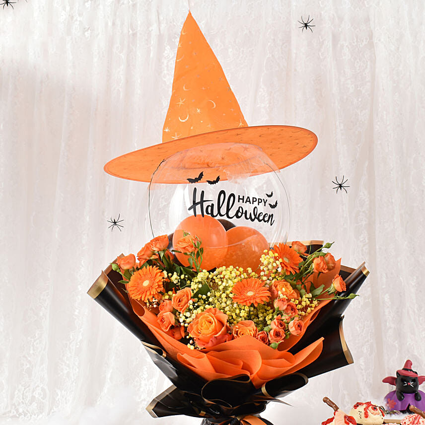 Witch Hat Halloween Flowers Bouquet With Blood Cupcakes
