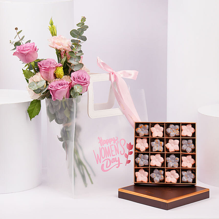 Womens Day Roses And Chocolate Gift Combo