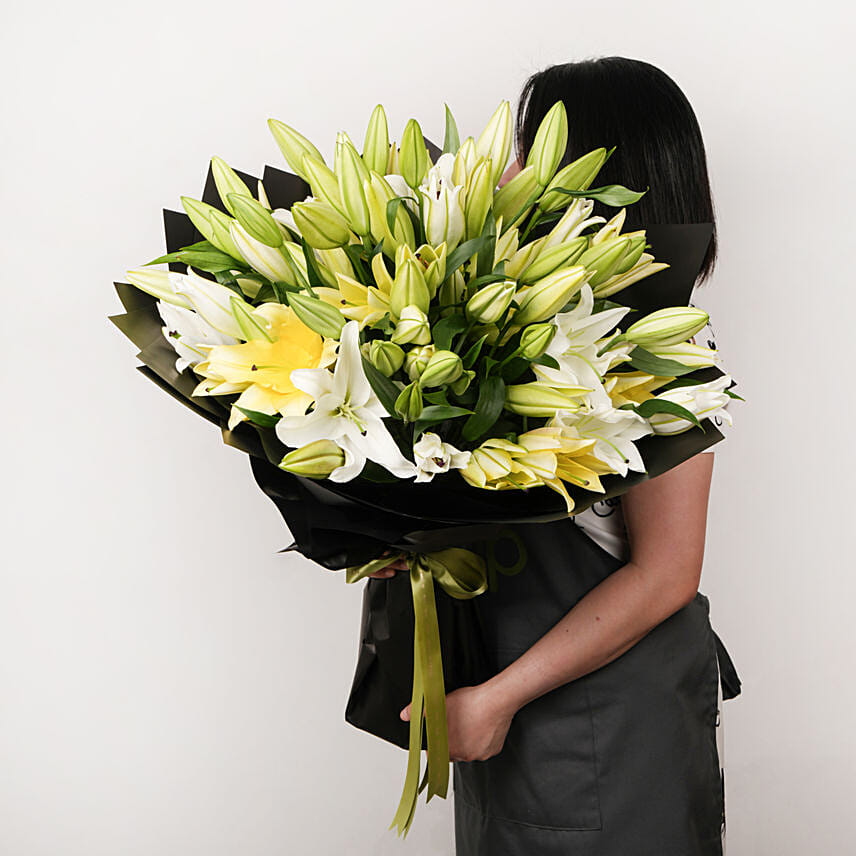 Yellow and White Lily Large Bouquet