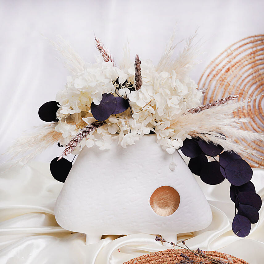 Dry Hydrangea Beauty Dry Hydrangea Beauty: Artificial Flower Bouquets