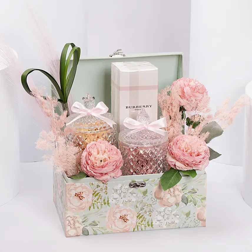 Fragrant Touch For her: Mothers Day Hampers