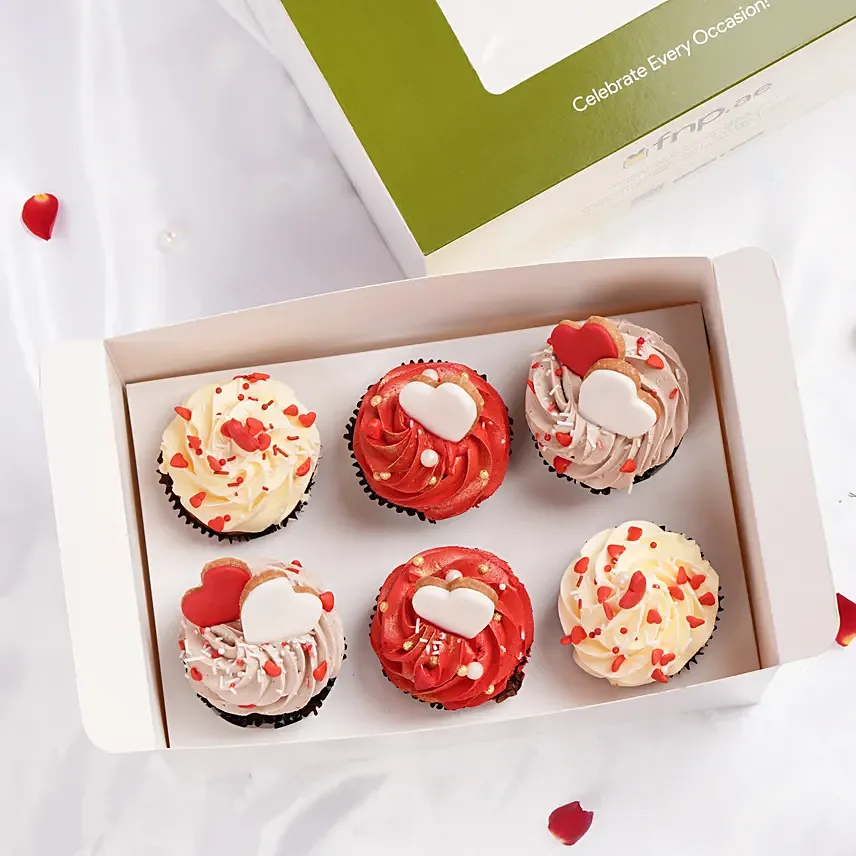 Love At First Bite Cupcakes Love At First Bite Cupcakes: Chocolate Day Gifts