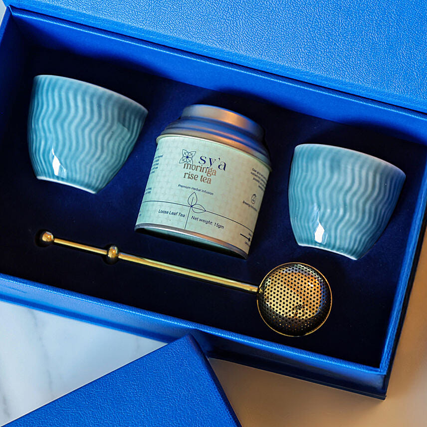 Moringa rise tea with cup set in blue box