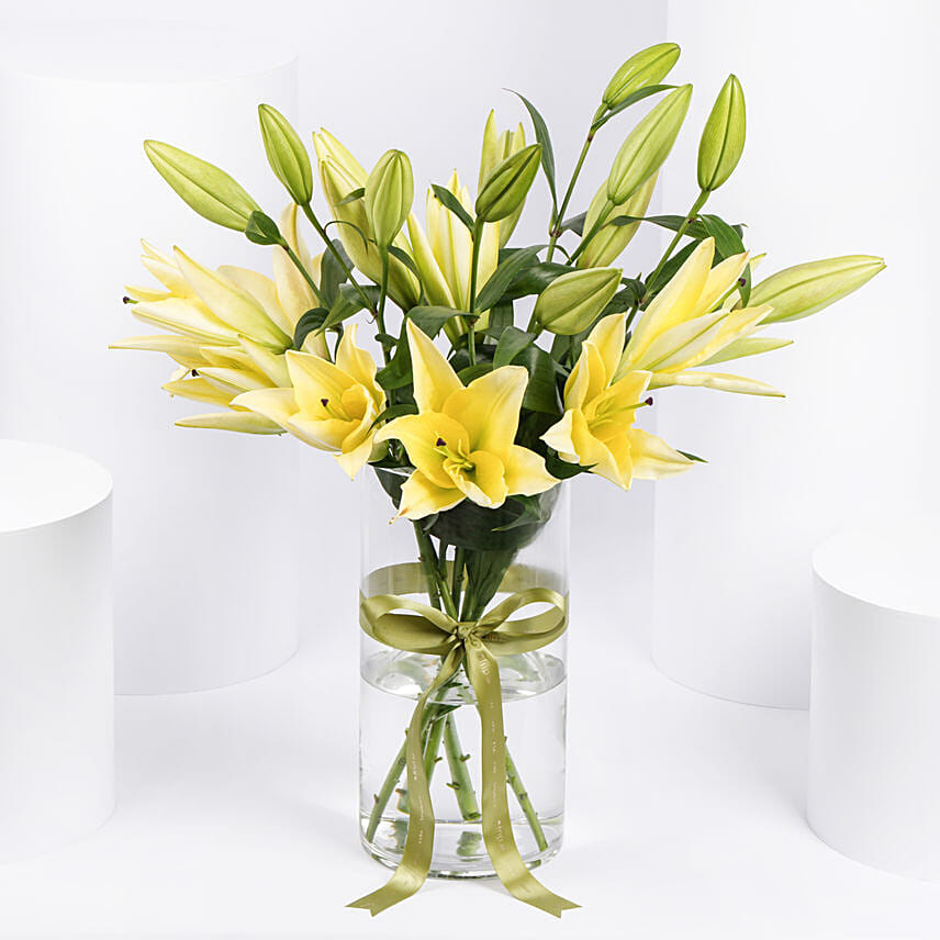 Oriental Charm Lilies Arrangement Oriental Charm Lilies Arrangement: Flower Arrangements