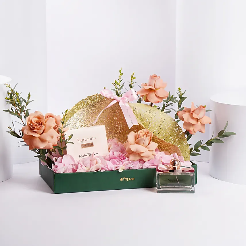 Salvatore Ferragamo Signorina Edp Luxury Gift Arrangement Salvatore Ferragamo Signorina Edp Luxury Gift Arrangement: ورود وعطور