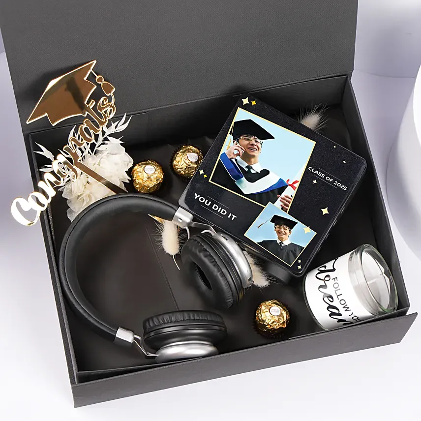 إطار شهرة الخريجين: هدايا الكترونية