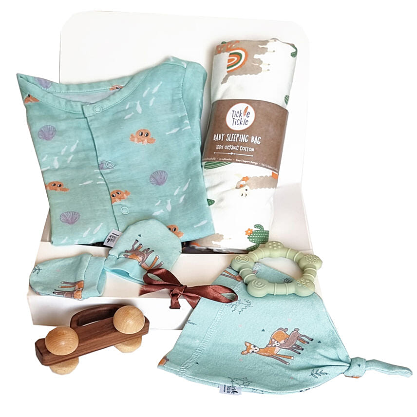 Tickle Tickle Lil Octy Organic Baby Gift Hamper: Baby Shower Gifts 
