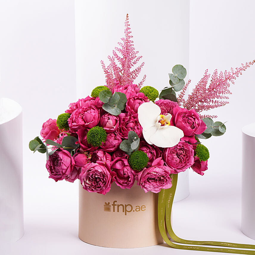 Charming Pink Rose Bloom Box: Wedding Anniversary Flowers