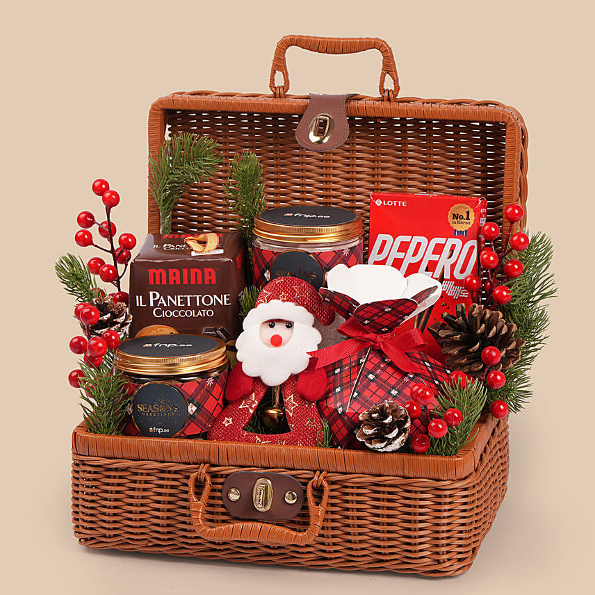 Festive Santa Delight Basket: Christmas Gifts