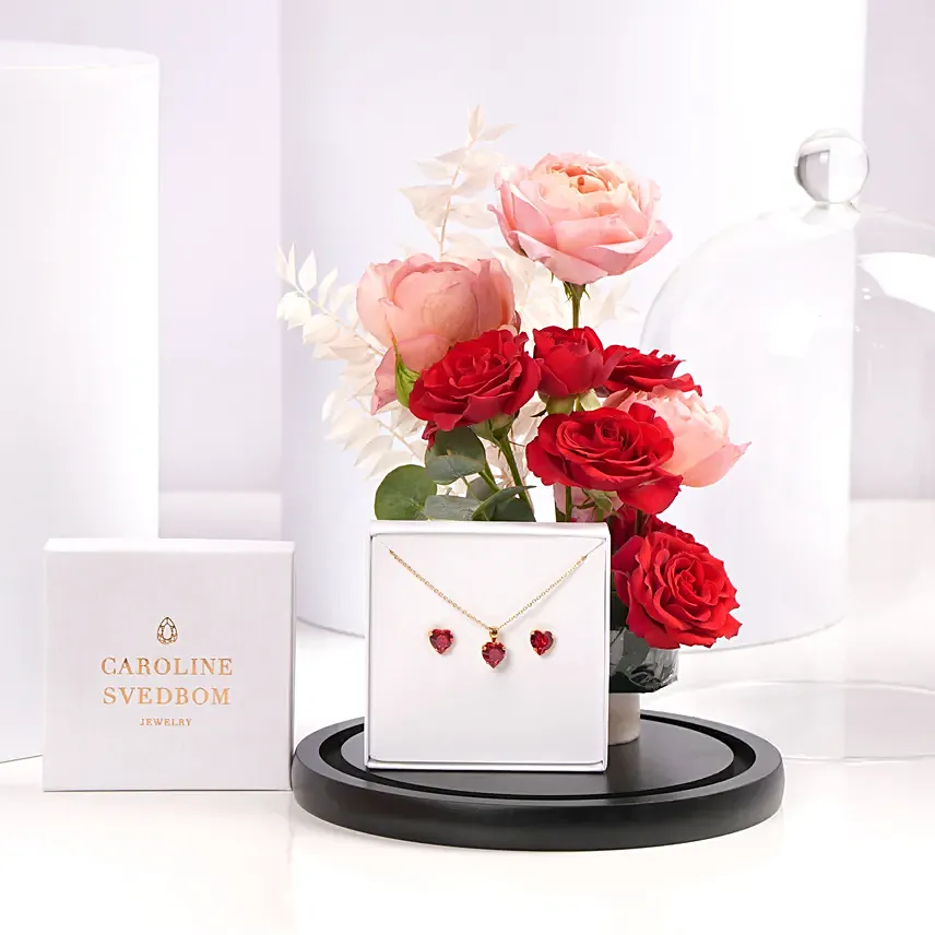 كارولين سفيدبوم | طقم كريستال سواروفسكي مع ورد: Valentines Day Branded Gifts