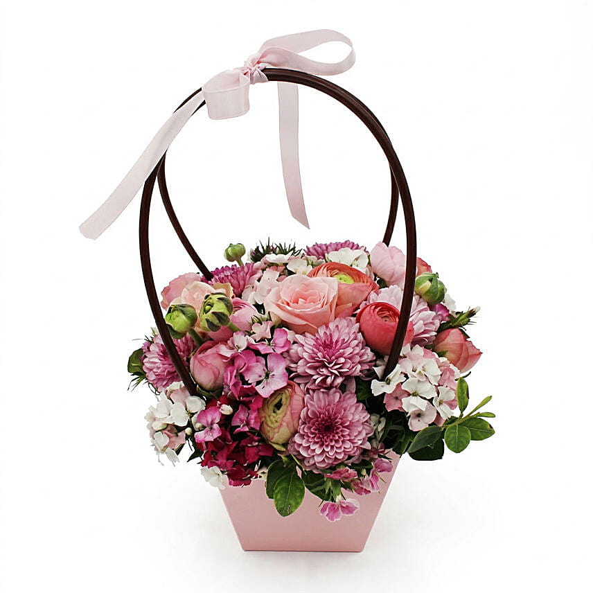 Pinkinsh Arrangement