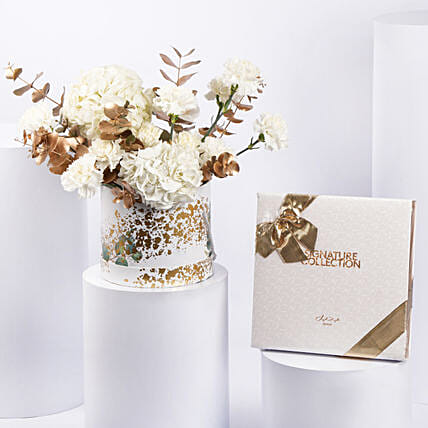 Bateel Signature Gift Set Assorted and Flower Box: Bateel Gifts