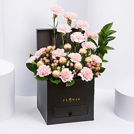Affairs of Hearts Arrangement: Flower Box Bouquet