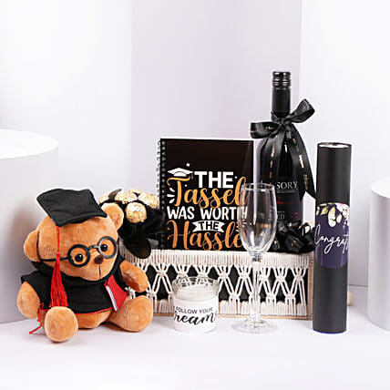 The Wise Graduate: Gift Hampers