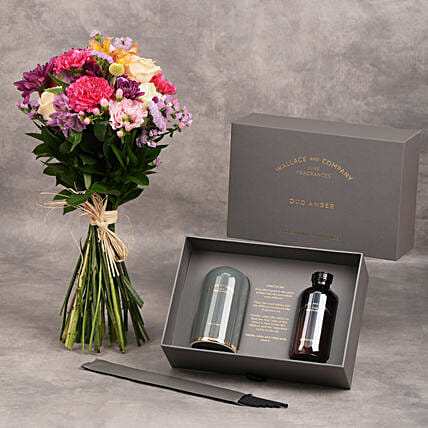 Wallace & Co Luxury Reed Diffuser with Flowers: Wallace And Co Home Fragrance