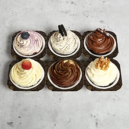 6 Assorted Desginer Cupcakes: 