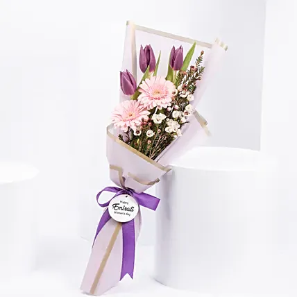 باقة ورد يوم المرأة الاماراتية: باقات ورد جديدة