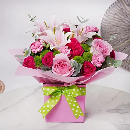 Exotic pink petals: Flower Arrangements 