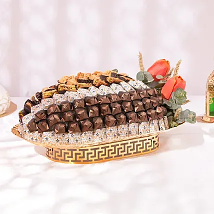 صينية حلويات عربية فاخرة: حلويات العيد