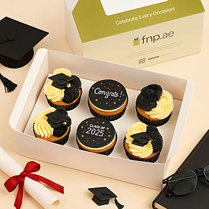 Graduation Cupcake Delights: Graduation Cakes