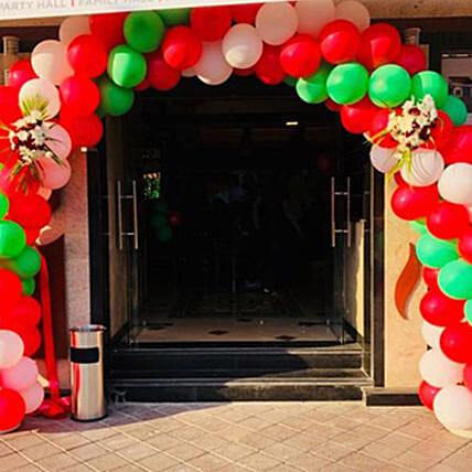 Grand Opening Balloon Arch: 