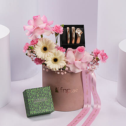 Just Cavalli Womens Serpentine Watch Gift Box: 