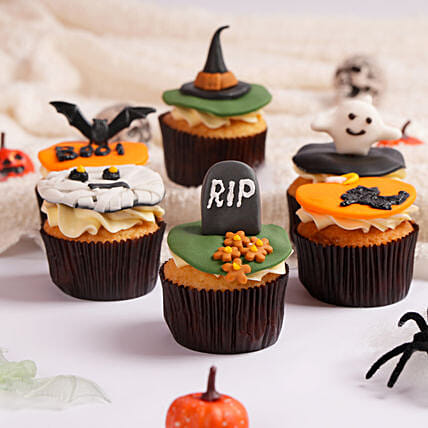 Monster Munch Cupcakes: Halloween Gifts