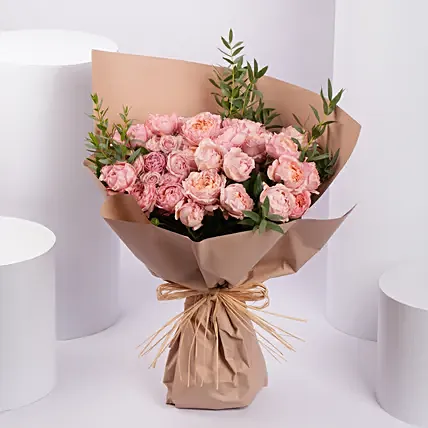 بوكيه ورد خوخي ناعم: باقات ورد عيد زواج سعيد